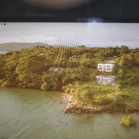 Hotel Riziky Antsiranana Экстерьер фото
