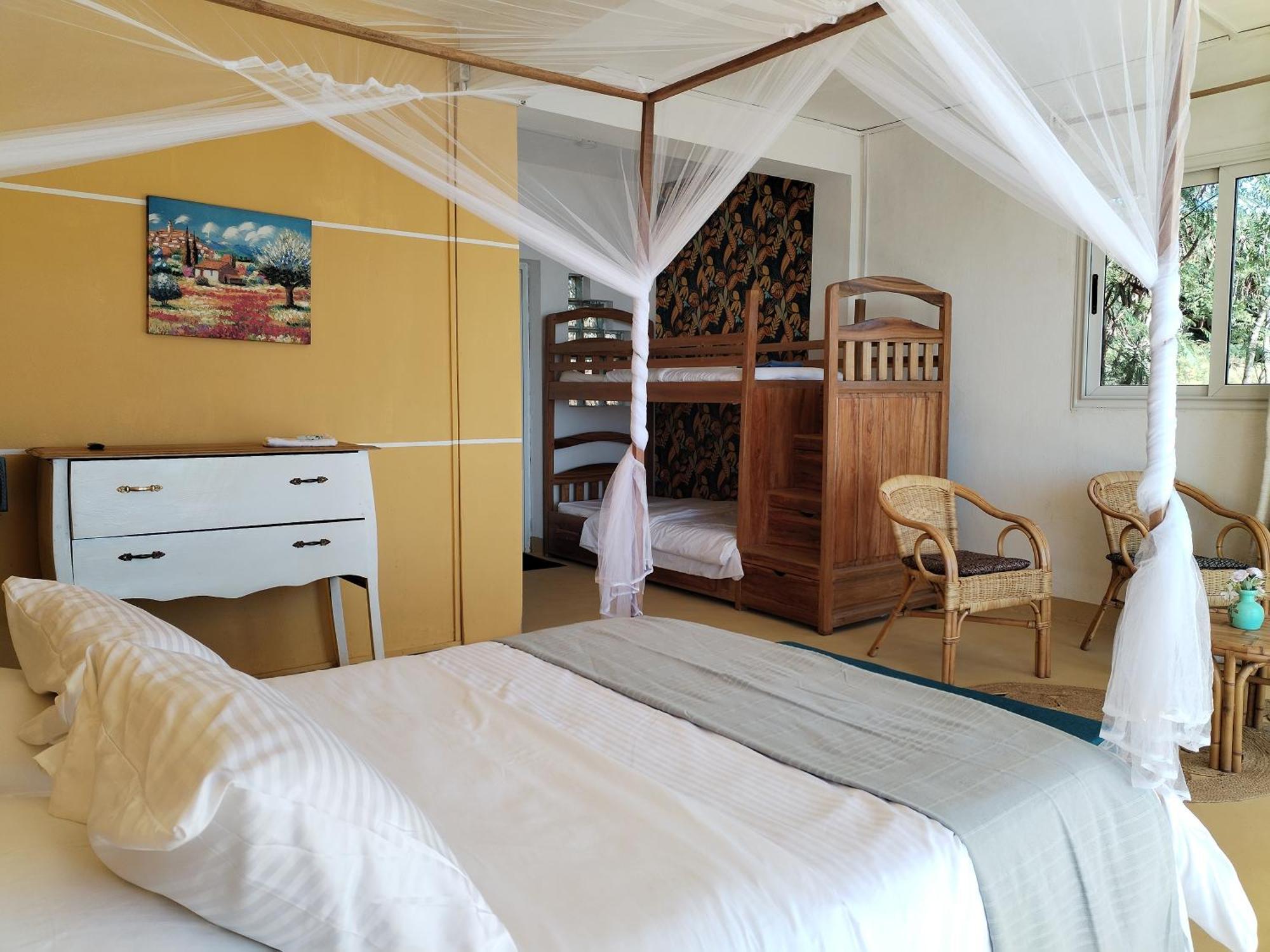 Hotel Riziky Antsiranana Экстерьер фото