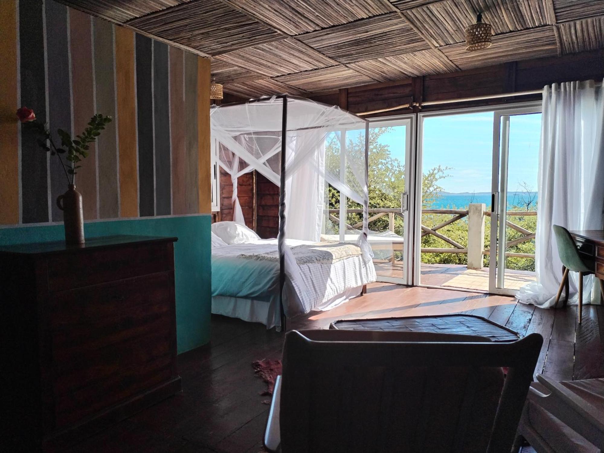 Hotel Riziky Antsiranana Экстерьер фото